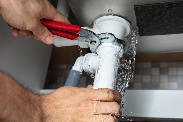 Can Plumbing Services Reduce Long-Term Water Bills